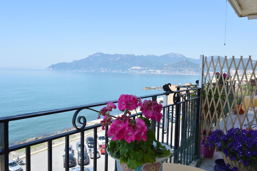 B&B Fronte Del Mare Salerno Eksteriør bilde